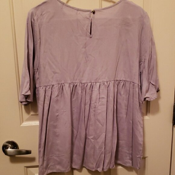 Silver / Gray Floral Embroidered Women's Blouse - Picture 3 of 3